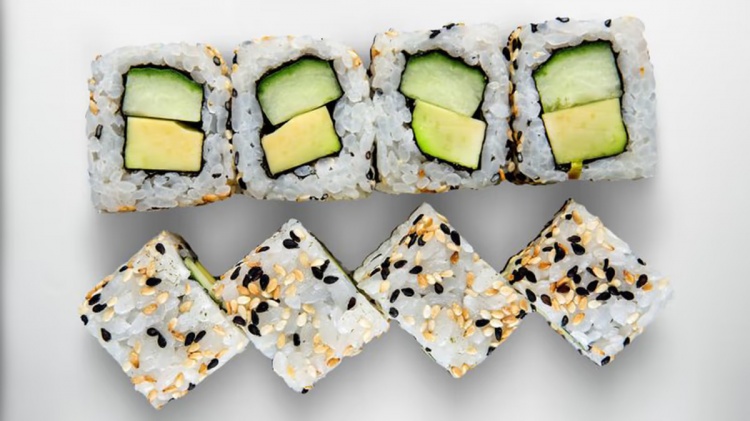 Sake Avokado Maki 4 db 